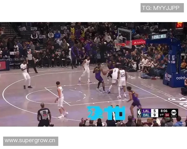 詹姆斯评分出炉：是高光还是低迷？