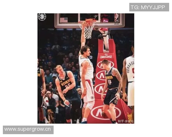 官方公告:约基奇被罚+停赛! 官方公告:约基奇被罚+停赛!